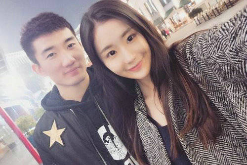 原创cba孙铭徽模特女友曝光,自述与郭艾伦差距,谦虚还是事实?