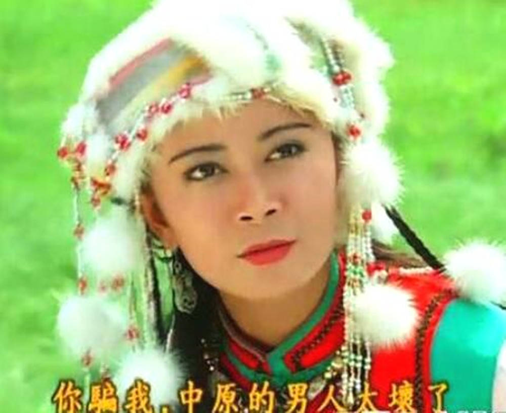 昔日"塞娅公主"模样大变,发量告急认不出,改走"网红路线"