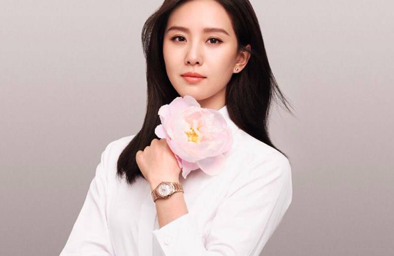 她曾是知名女星,却未婚先孕,嫁大自己42岁大富豪,如今过成这样_余凯慈