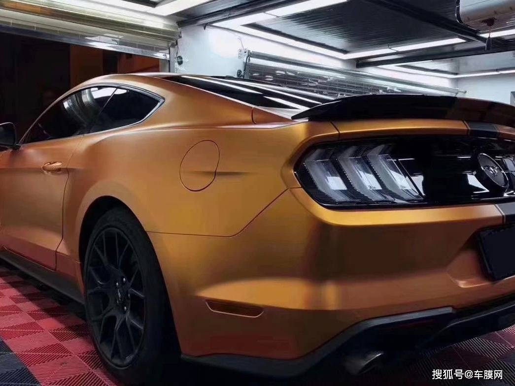 福特野马 贵族尊享·电光金属铜改色膜效果图