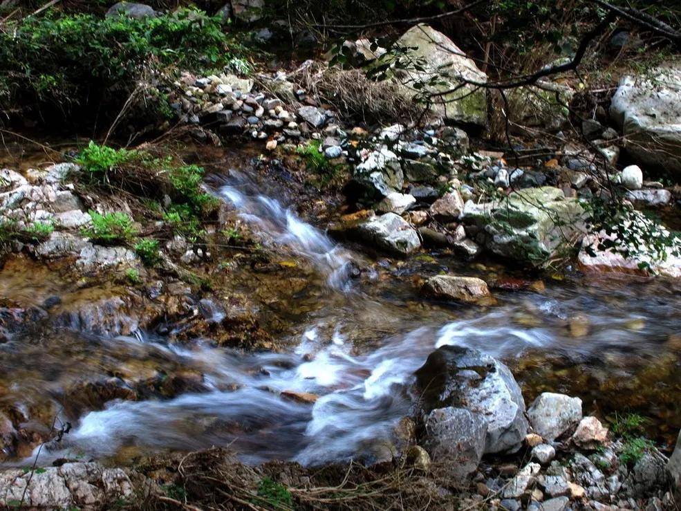 969旅行者|一部电影带火的青松岭大峡谷