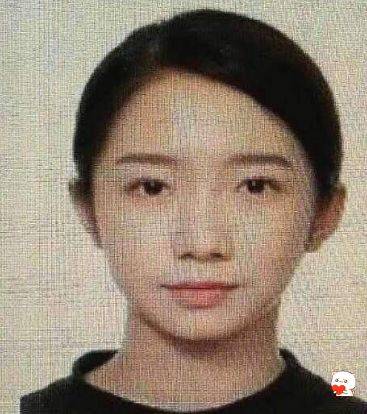 原创同是女星证件照,热巴美艳动人,程潇清纯可人,只有她素颜最好看