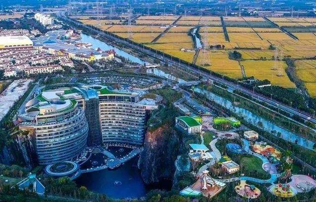 全球"最矮高楼"走红,耗时12年才修建完成,引来各国一片称赞