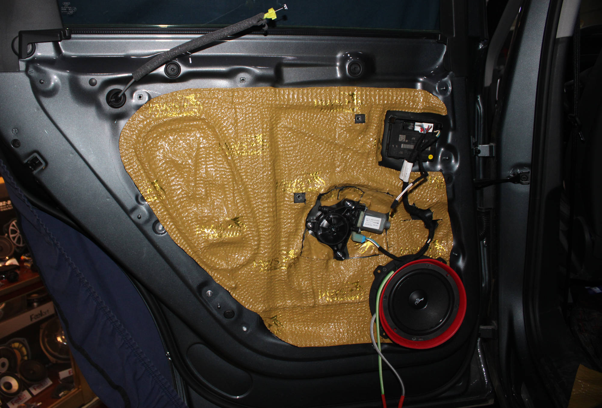 奥迪q5l汽车音响改装案例