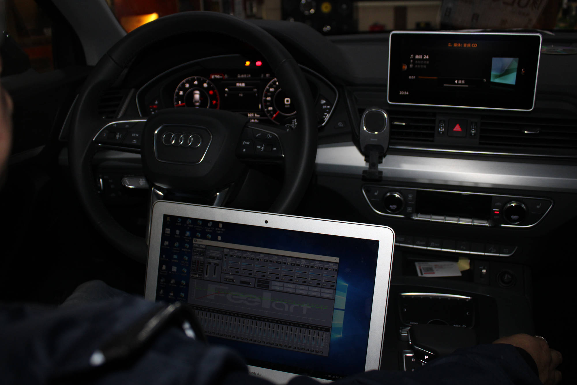 奥迪q5l汽车音响改装案例