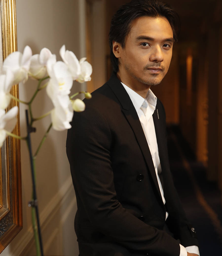 原创舒淇夫妇罕同框!两人甜蜜合照如胶似漆,冯德伦胡子花白显沧桑