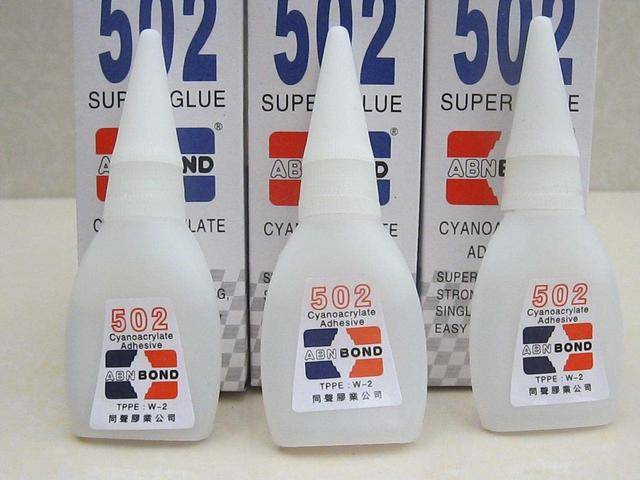 502胶水把手黏住了怎么办,502胶水黏住手这一招帮你轻松搞定-团团金服