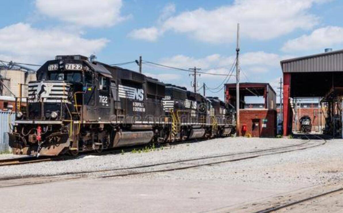 了挑战,范德比尔特为了打造自己的帝国,它瞄准了芝加哥到纽约的铁路