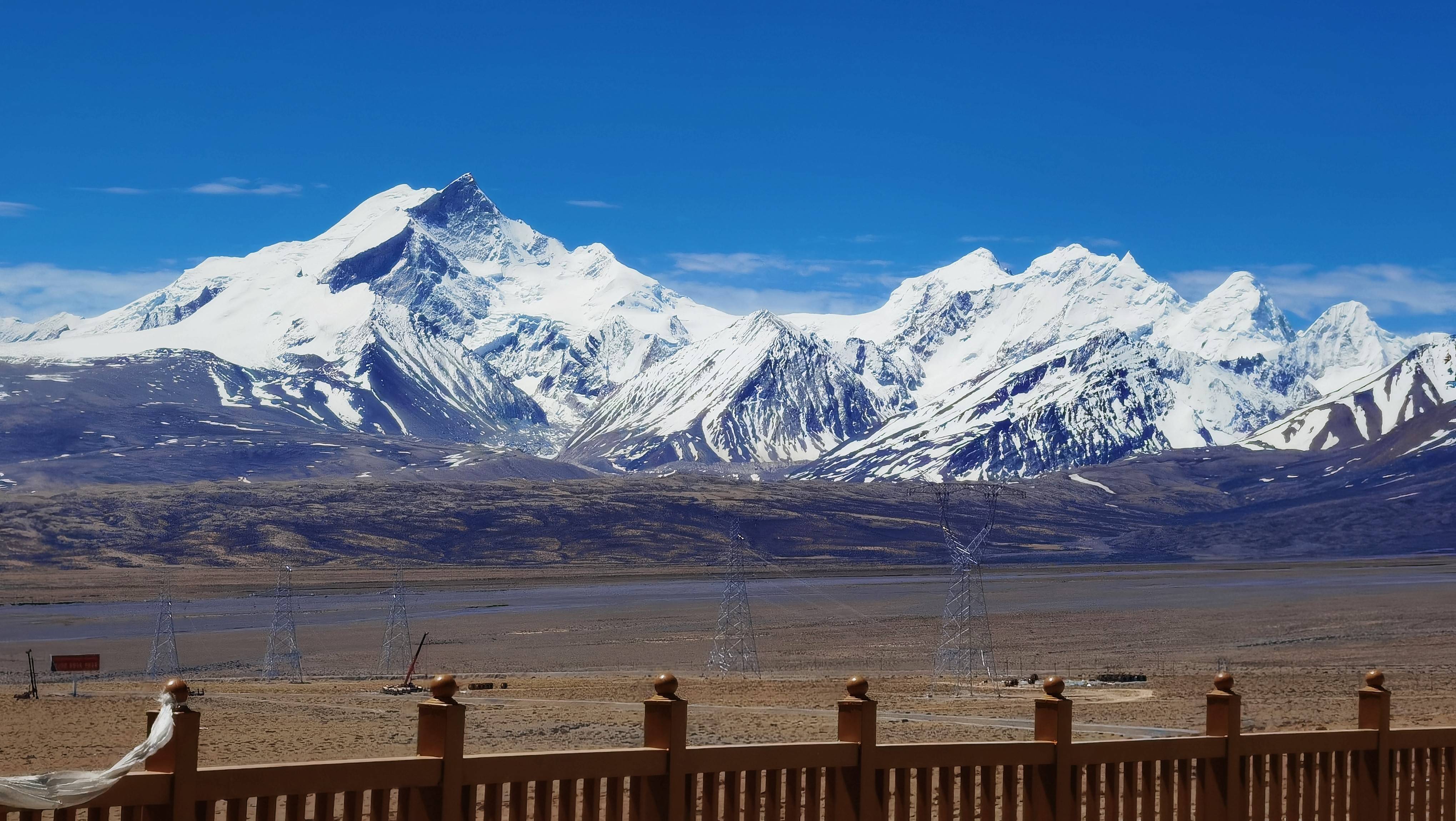 自驾g219新线路白坝镇佩枯措吉隆镇一路风景如画