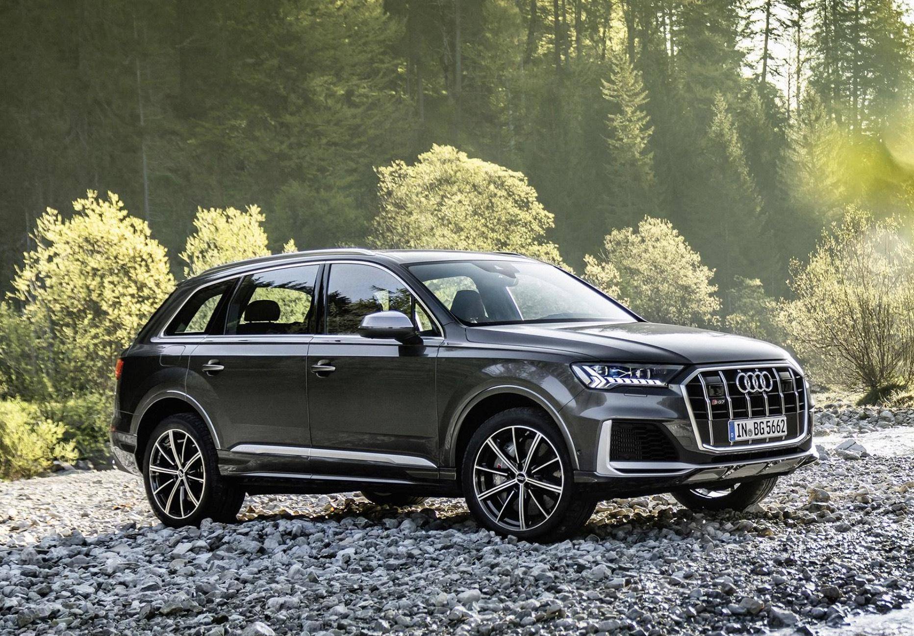 奥迪又一猛将车长5米多搭载v8发动机超级四驱41s破百