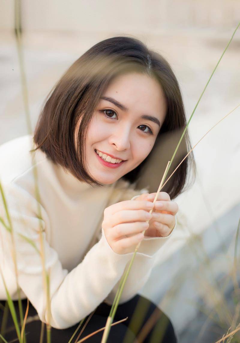 靓靓聊第184期短发酒窝女孩的秋季郊游