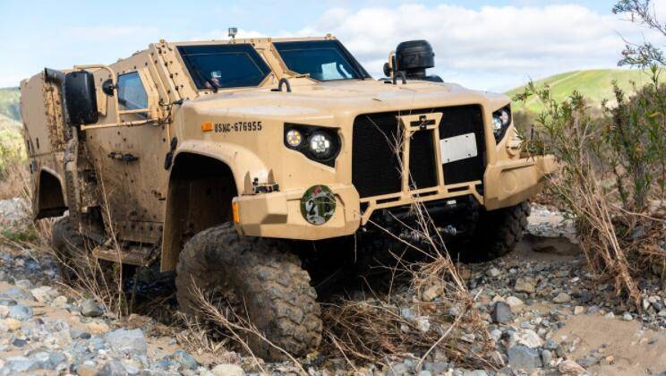 奥什科什正在修补一家英国独有的jltv