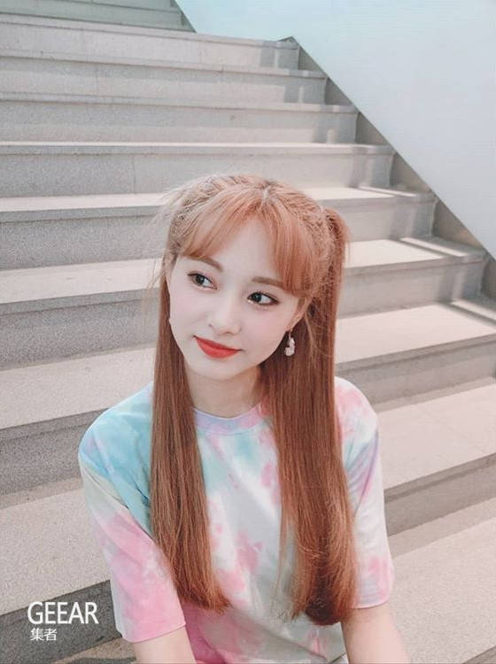 twice周子瑜换新发色显白又可爱的浅橘色引起热潮