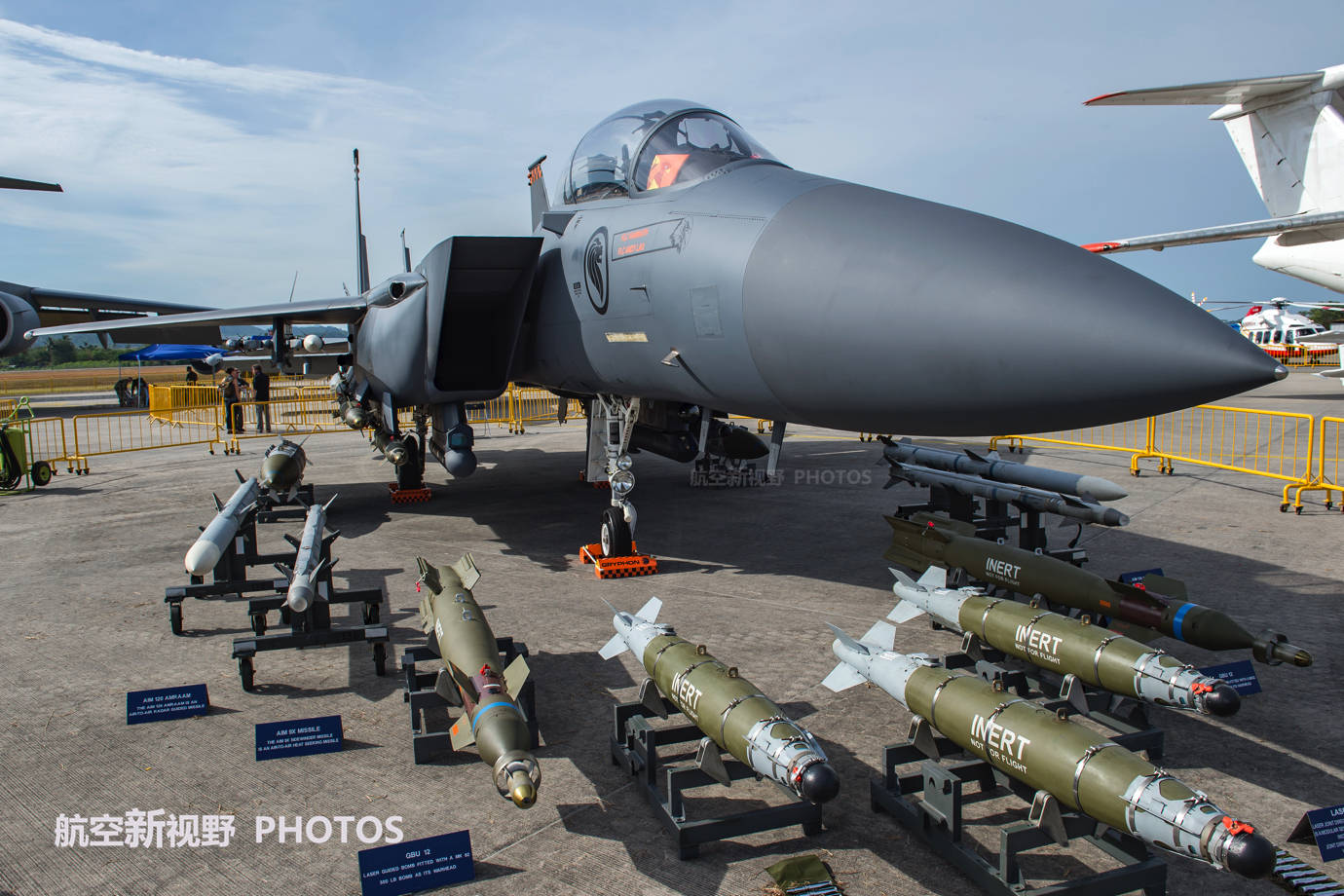 原创只要腻子抹得厚,战斗机也能成为艺术品,东南亚最强军机名不虚传