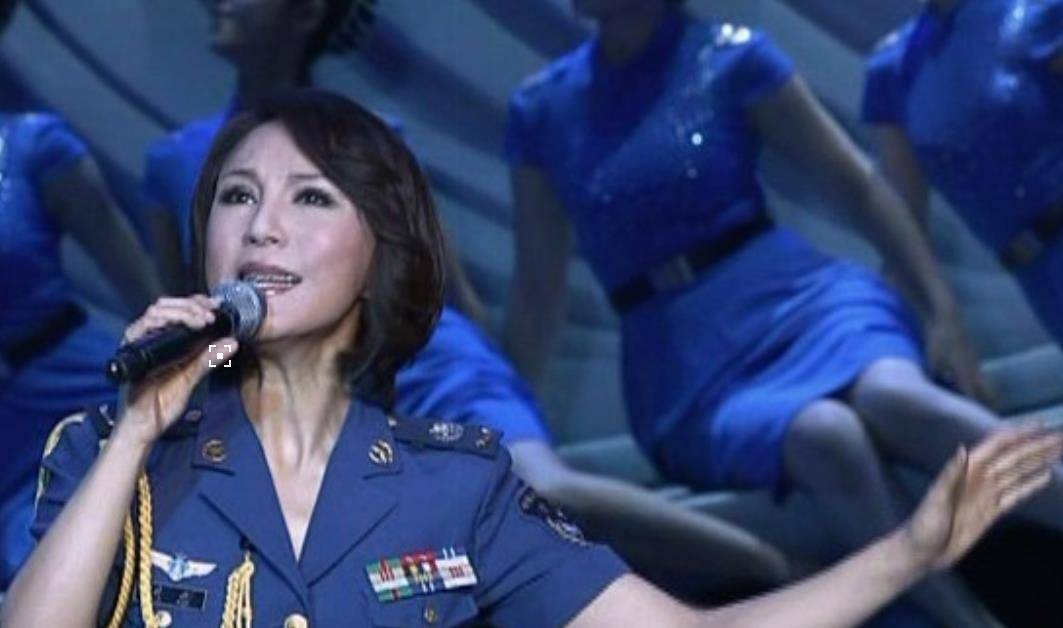 她7登春晚成巨星,因"耍大牌"遭央视"封杀",今51岁却无人识_林萍