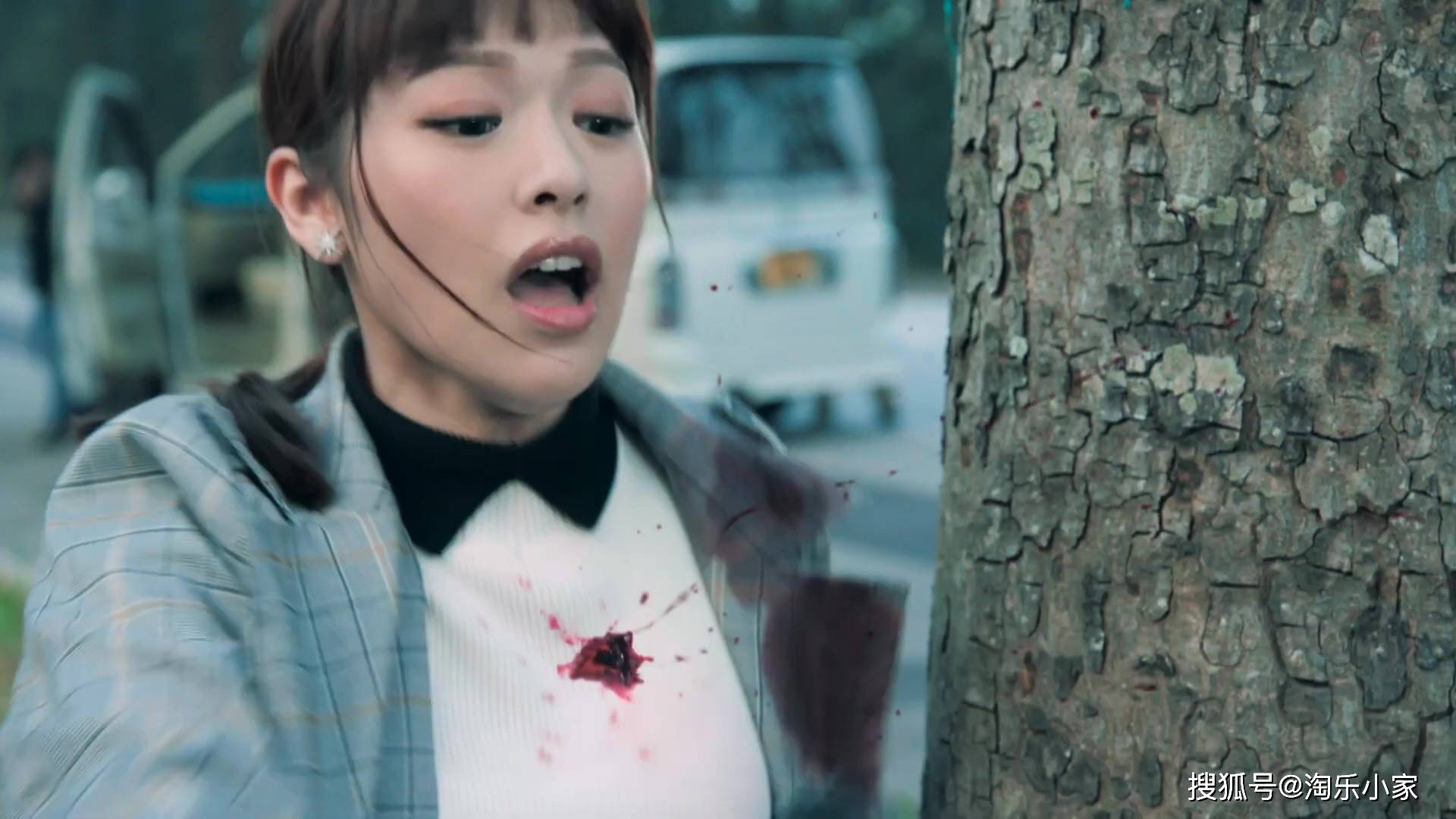 淘子剧透:《反黑路人甲》第4集:王浩信,冯盈盈被追杀,其中一人会死?