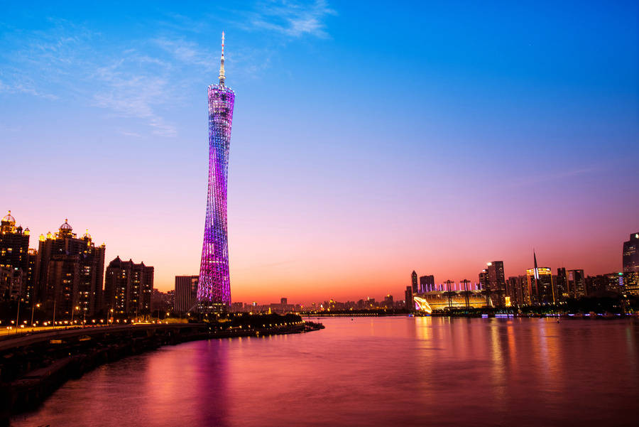 广州都市地标建筑，夜晚更加闪耀夺人，还有“空中花园”美称-搜狐大视野-搜狐新闻