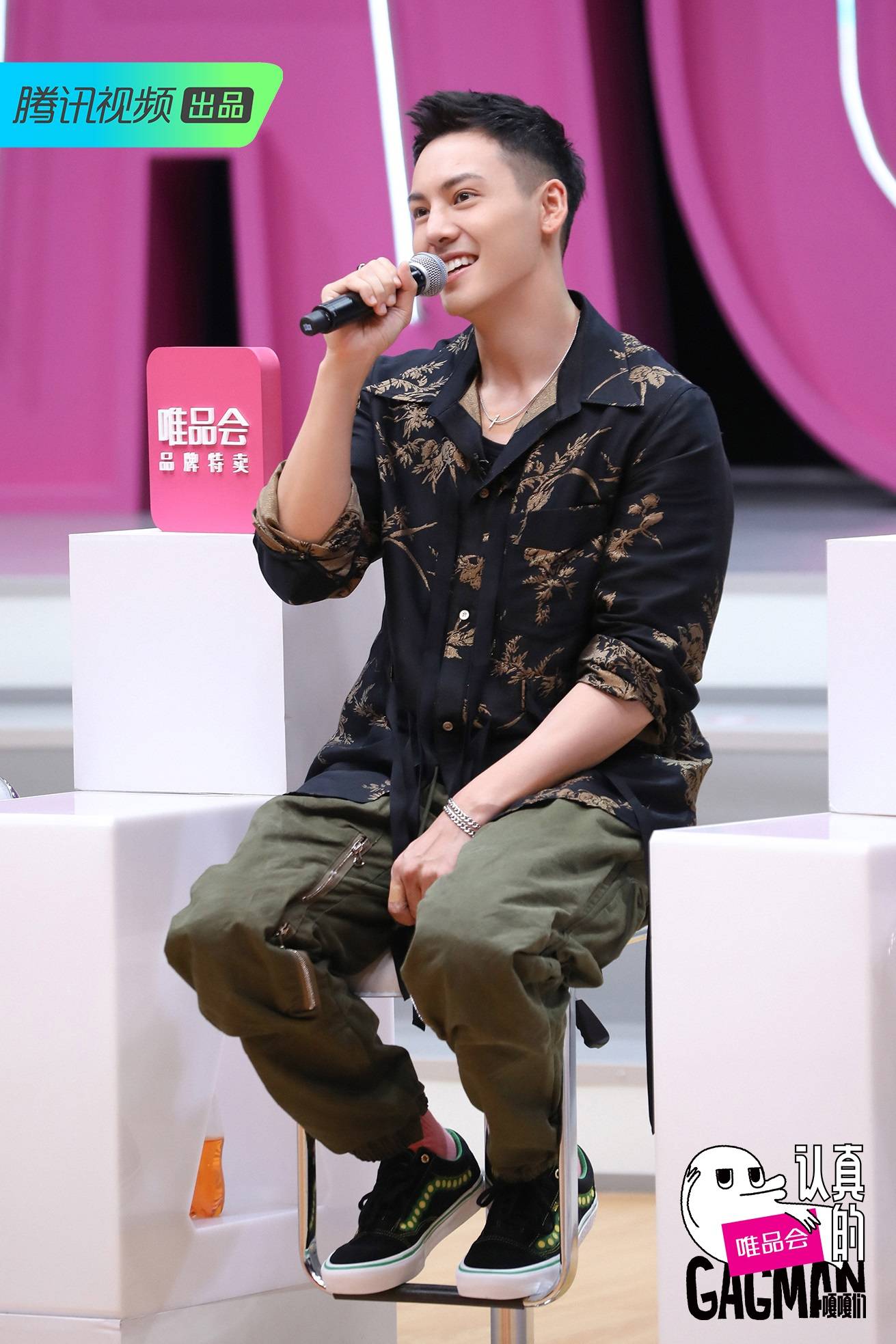 陈伟霆《认真的嘎嘎们》今晚播出 自曝首登综艺节目经历_手机搜狐网