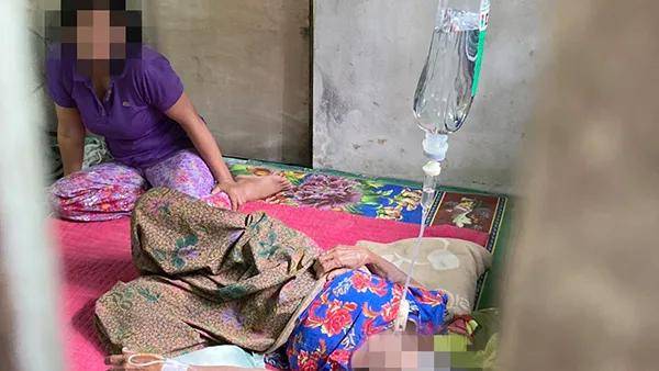 女子泰国神庙内赤身裸体放飞自我,此前还是一名老师