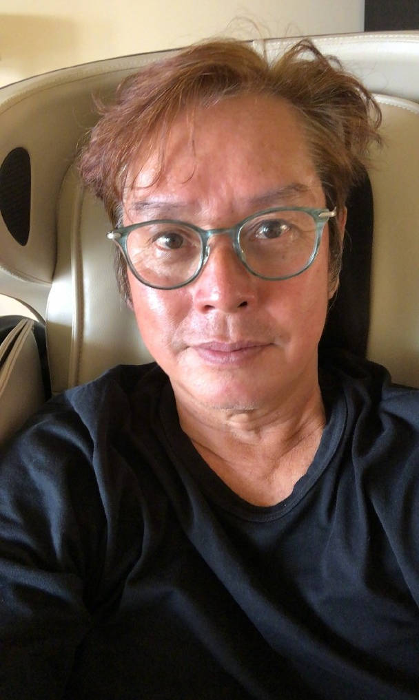 谭咏麟近照瘦到面部凹陷,亲自解释宽慰粉丝!