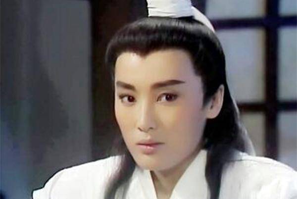 第四个是李辅国,出自武侠剧《武林奇缘》,由女星坣娜饰演,相对于前面