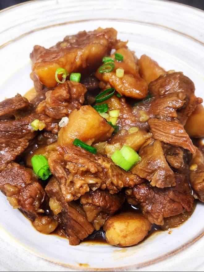 土豆炖牛肉名门泽佳315网简简单单才是真实的味道