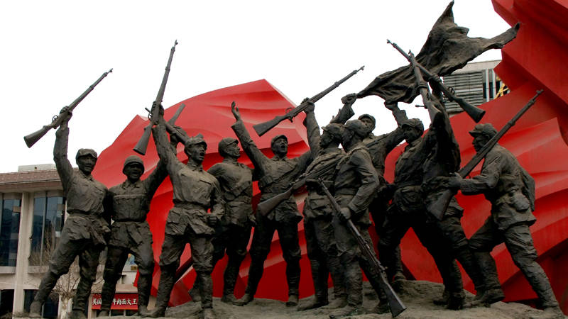 钱财如粪土,仁义值于金-清廉主题雕塑