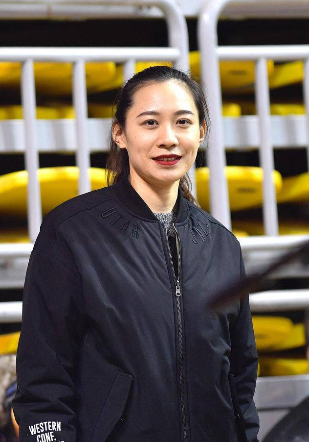 1老将复出,尽显江苏女排的无奈!更是蔡斌为"7仙女"买单_姜倩雯