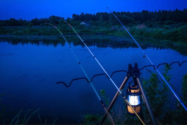 夜钓有什么技巧说三个被钓鱼人忽视的小细节别怪我没提醒你
