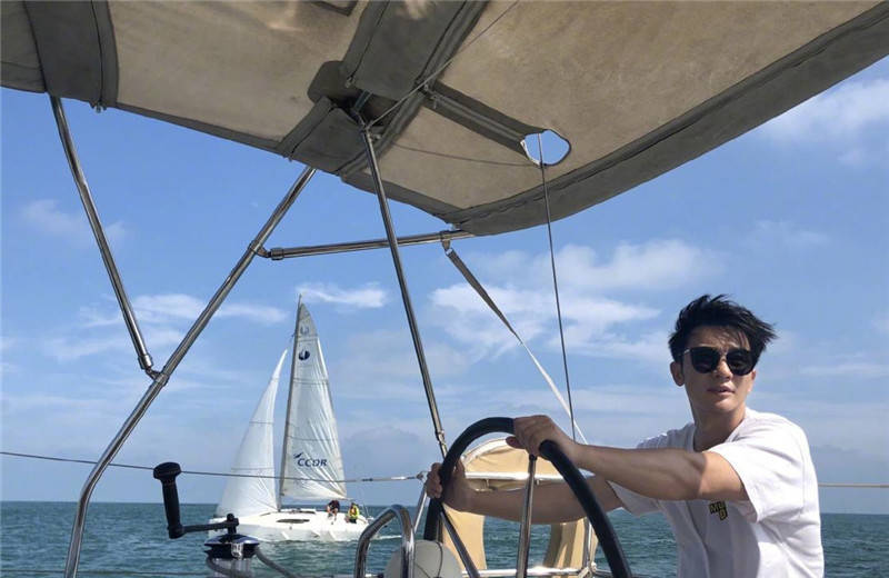 李晨追女套路深,曾刻"璐"字纹身,也没能与李小璐厮守