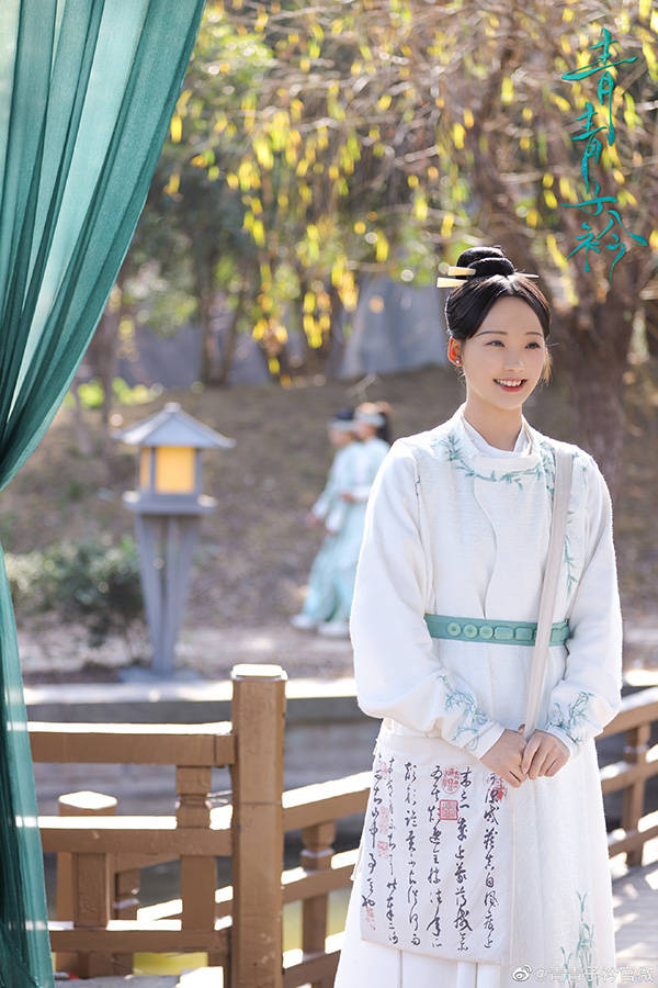 《青青子衿》热播!骆秋迟闻人隽高甜撒糖,杭如雪开启双线真香