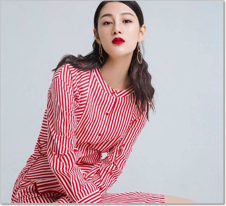 《旋风少女》没捧红她,现搭档李现出演"爆款剧":下一个杨紫!_赵圆瑗