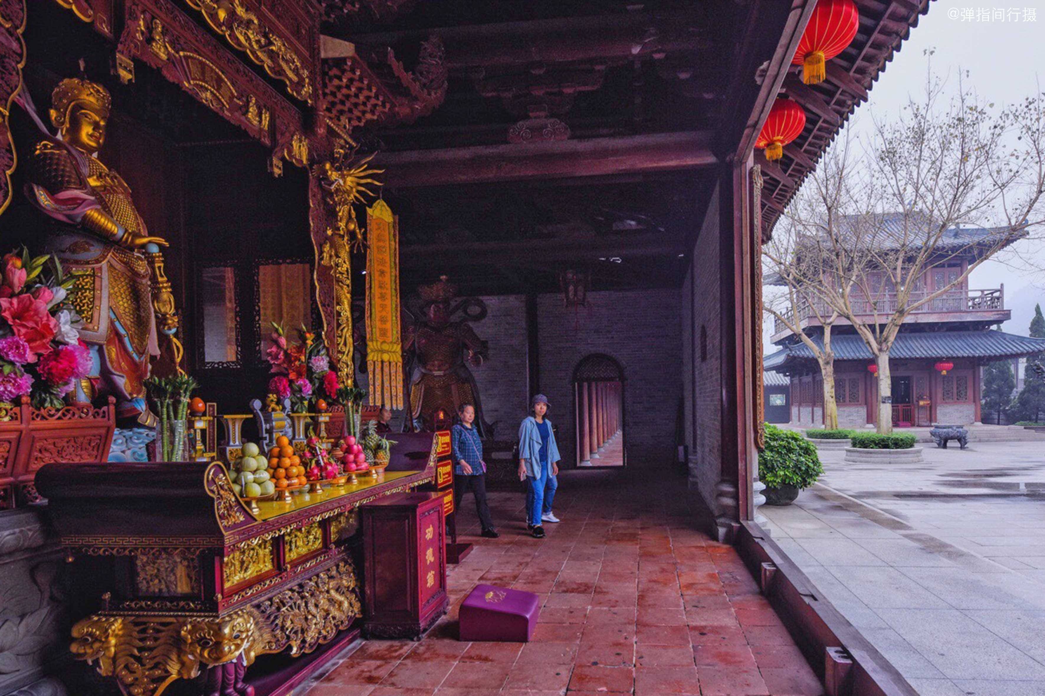 重建後的寺廟坐落在西樵山地標建築