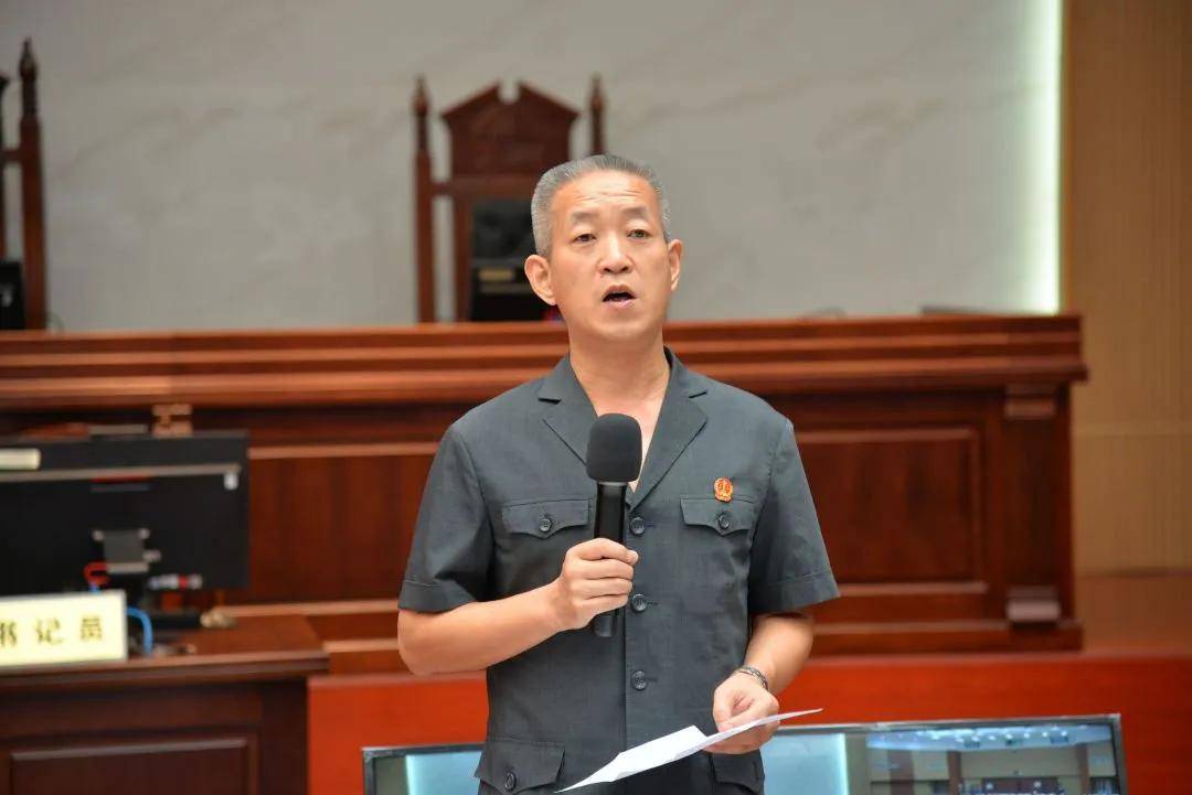 湖滨区法院党组成员,审委会专职委员郭战民对本次庭审观摩活动进行