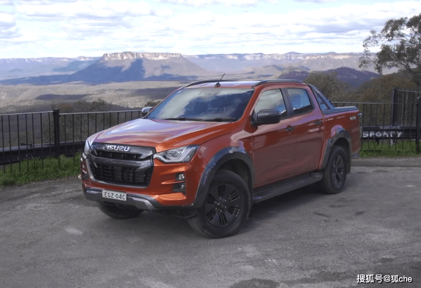 2021新款五十铃dmax越野试驾