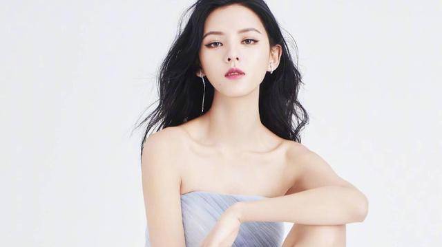王思聪被曝约会新欢,刚和甜仇分手又有绯闻,疑似是无缝衔接?_张予曦