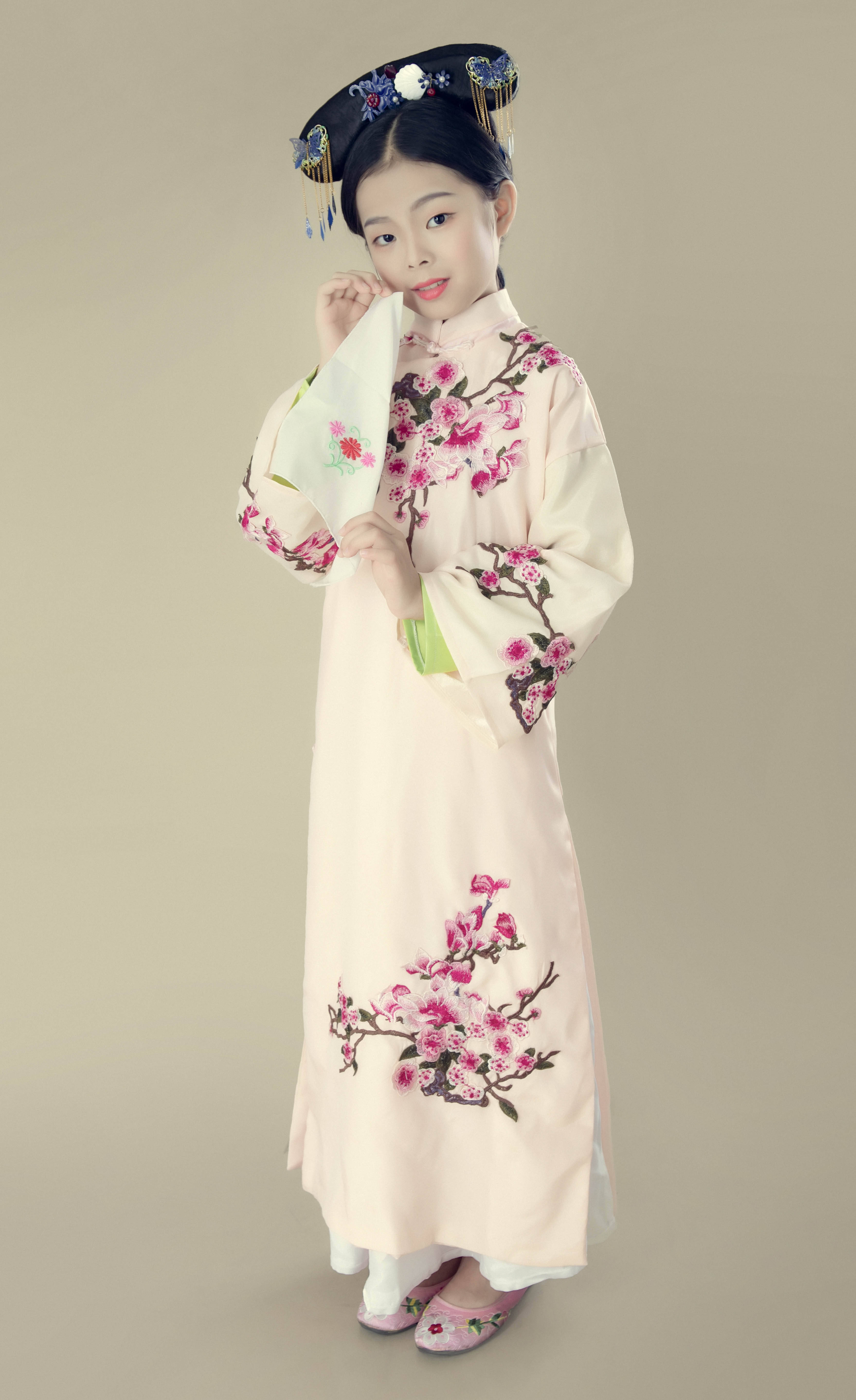 刘铭玥出演红楼梦亮相表演导师课表演学堂