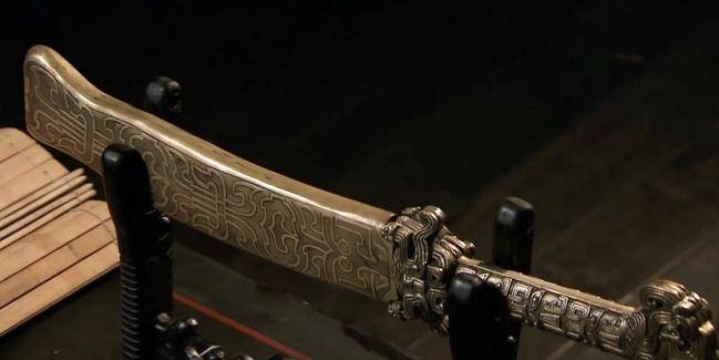 董卓是如何从一个名不经传的普通人,成为东汉末年人人惧怕的诸侯