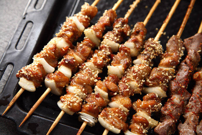 在家里就可以烤出超级好吃的鸡肉串