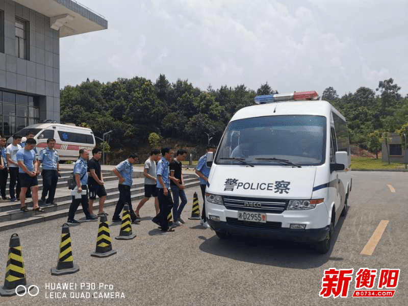衡山公安捣毁两个电信诈骗洗钱窝点 抓获犯罪嫌疑人9人_手机搜狐网