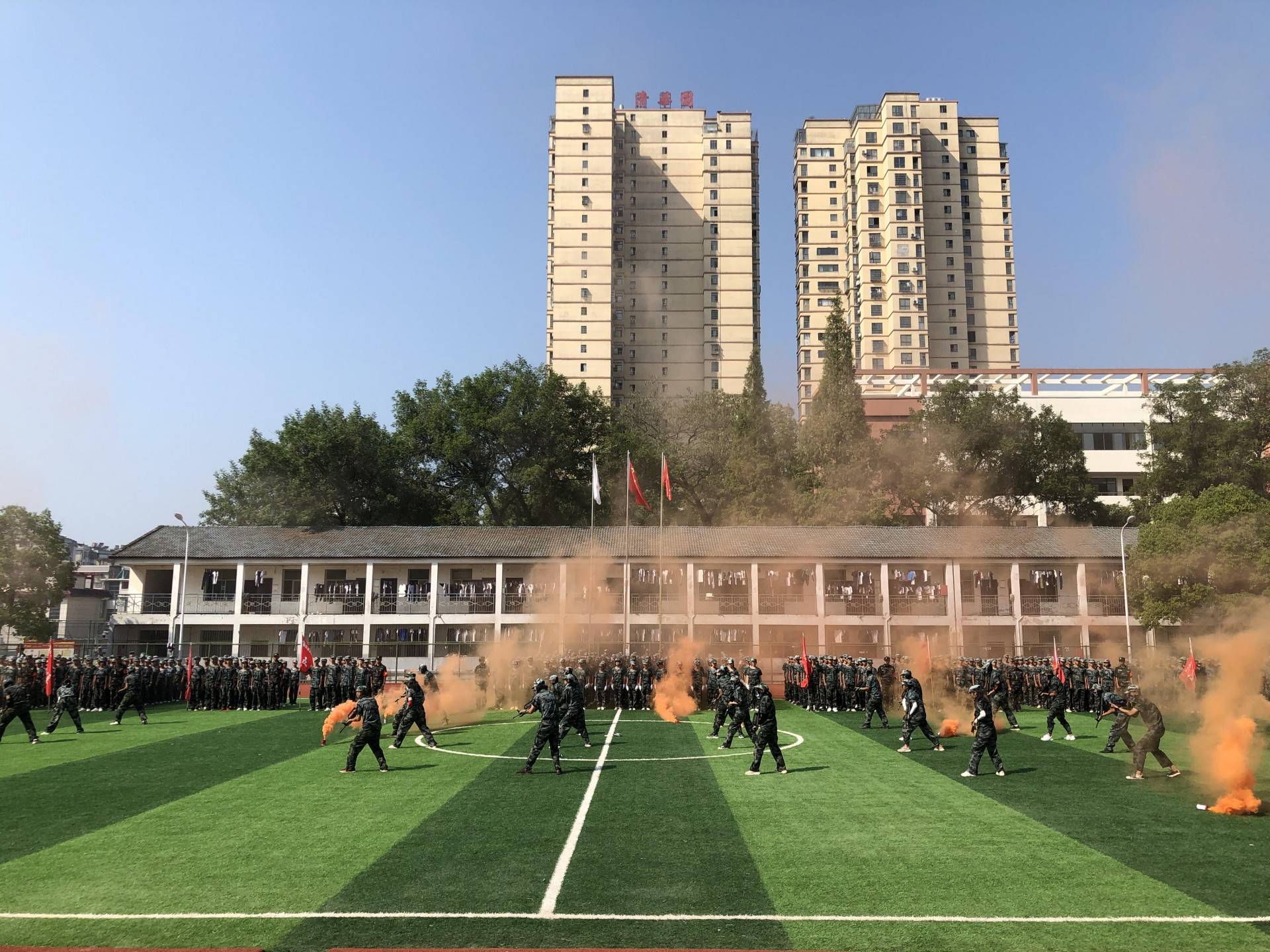 阳新高中举行2020级新生国防教育实践活动展演_手机搜狐网