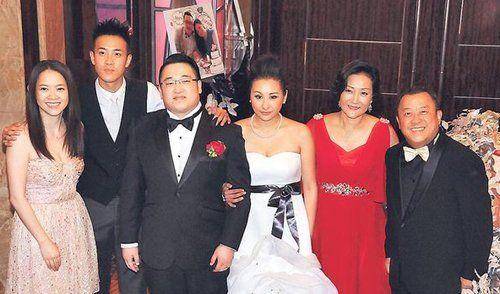 原创1972年19岁曾志伟新婚夜不归宿三天三夜婚后花边不断