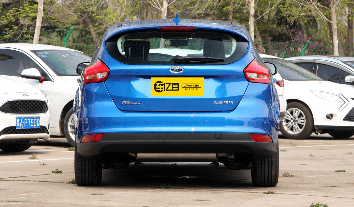 福特福克斯 20款 两厢经典1.5l自动风尚型 特价出