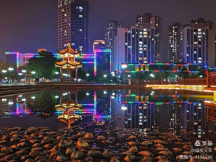 2020年三月的邻水夜景老照片来源于网络邻水历史沿革