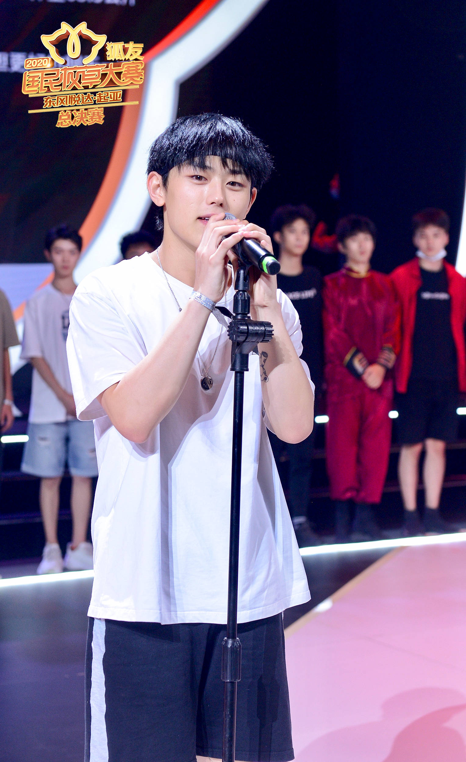 搜狐校草大赛2020目_M-IDOL娱乐携手搜狐“2020狐友国民校草大赛”