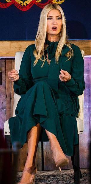 9岁大女儿穿白裙成小黑妞,伊万卡蓝裙好仙_手机搜狐网