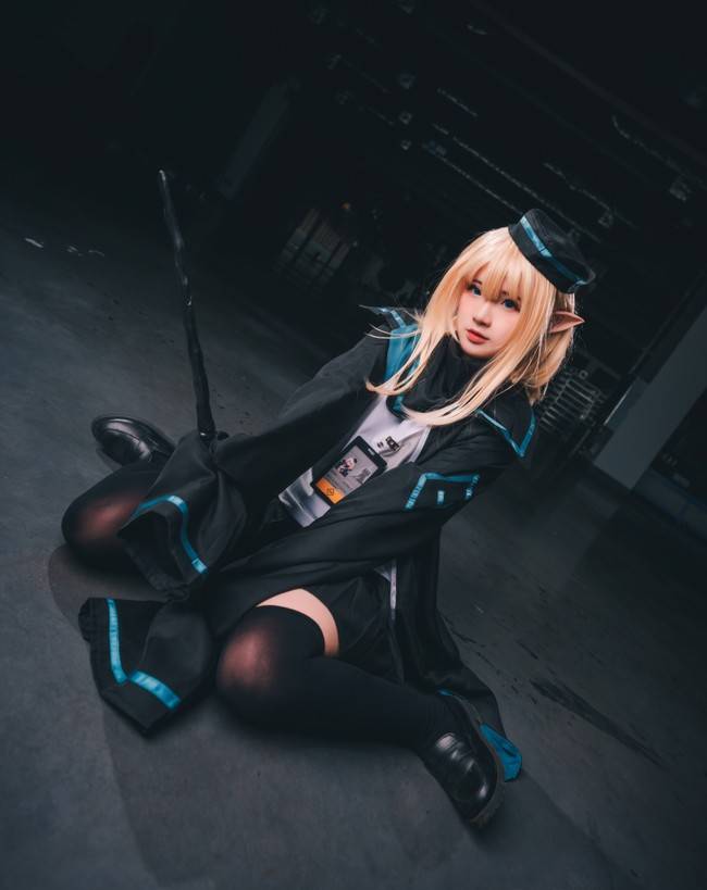 cos: 明日方舟,金髮小天使杜林