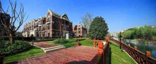 【官网】上海松江区佘山一品售楼处电话 位置—售楼中心—24小时电话