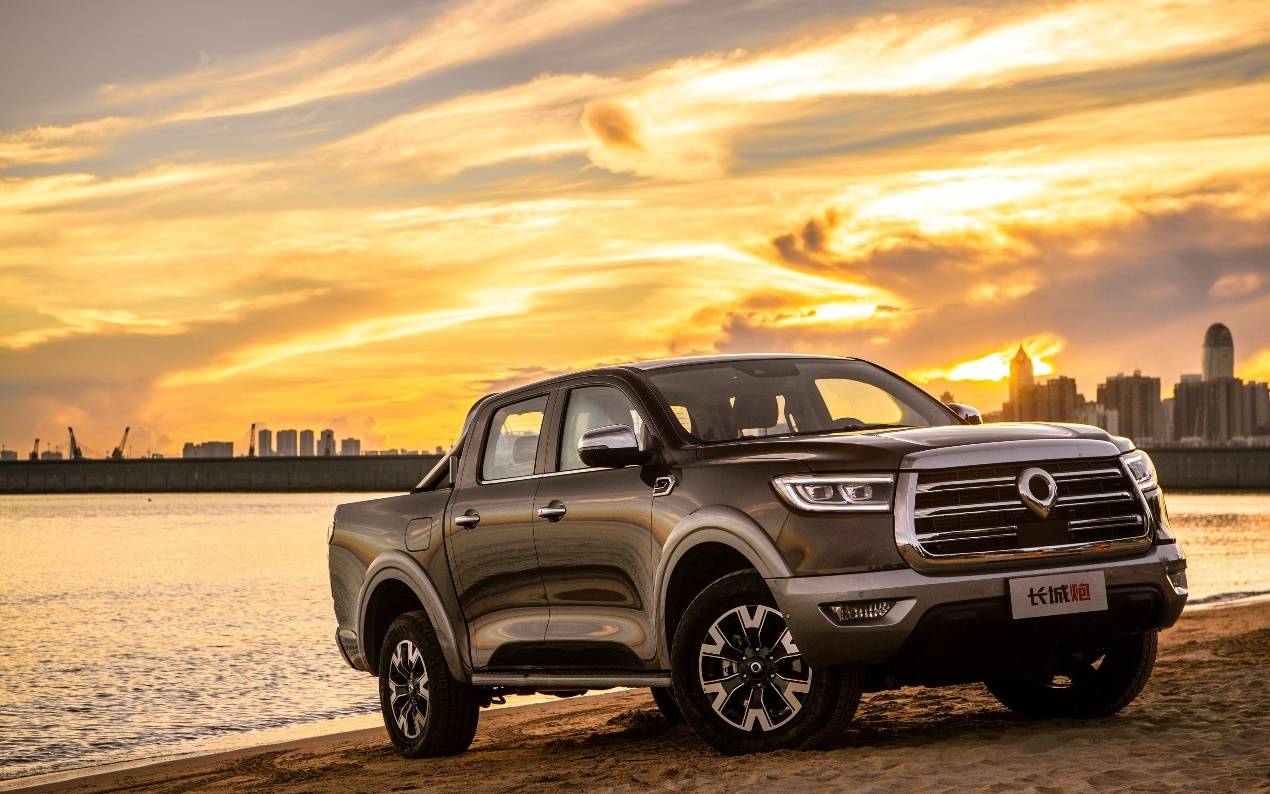 1178万元起售长城炮乘用商用皮卡柴油8at上市