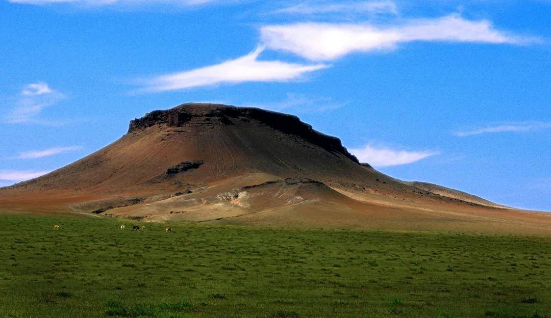 谁说内蒙古只有草原?带你看看这里沉睡万年的火山群壮美景观